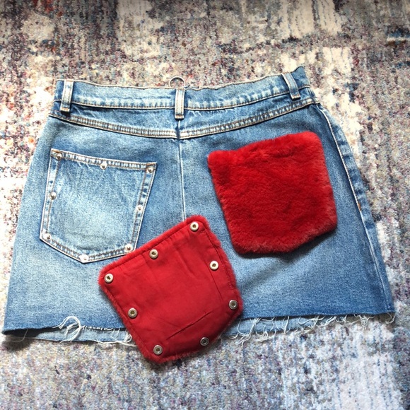 Zara Trafaluc jean skirt with red fur detail - Picture 2 of 4